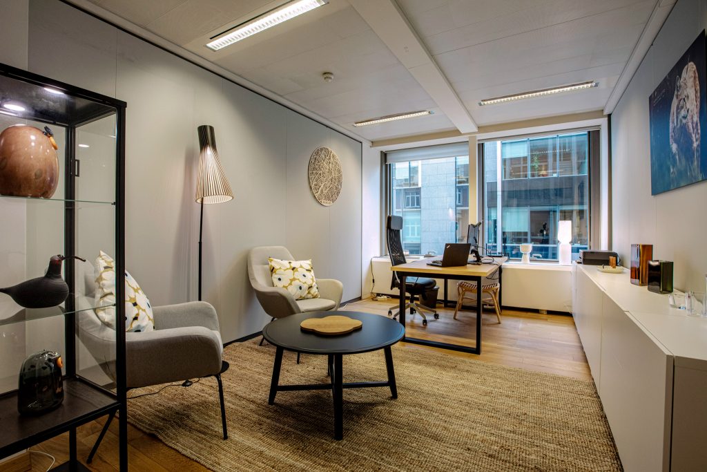 Häme EU Office työhuone