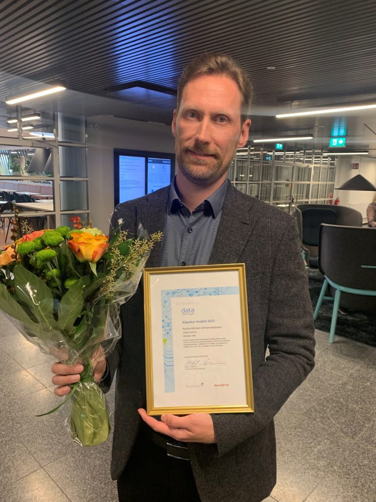 Kuvassa Hämeen liiton maakunta-analyytikko Jukka Lidman