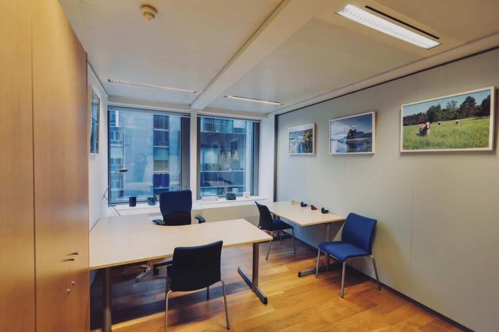 Häme EU Office työhuone