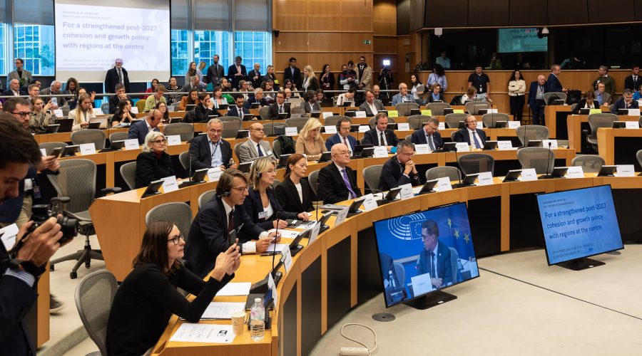 seminaarisali, ihmisiä, euroopan unioni